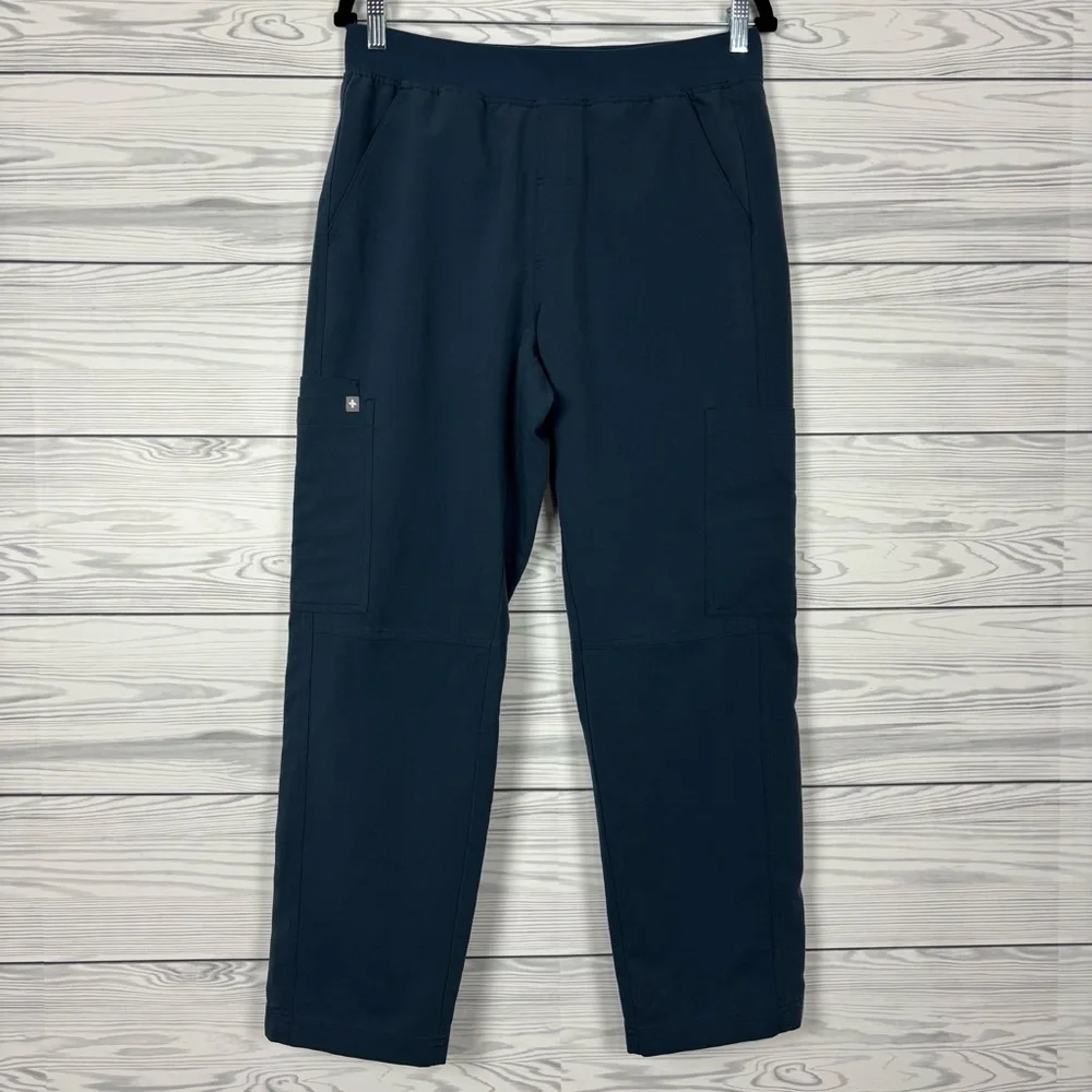 FIGS Men’s Axim Cargo Scrub Pants Navy Blue Size Medium Short